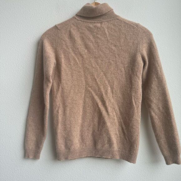Charter Club Luxury 100% Cashmere Tan Brown Classic Turtleneck Sweater Size XS - Picture 1 of 6